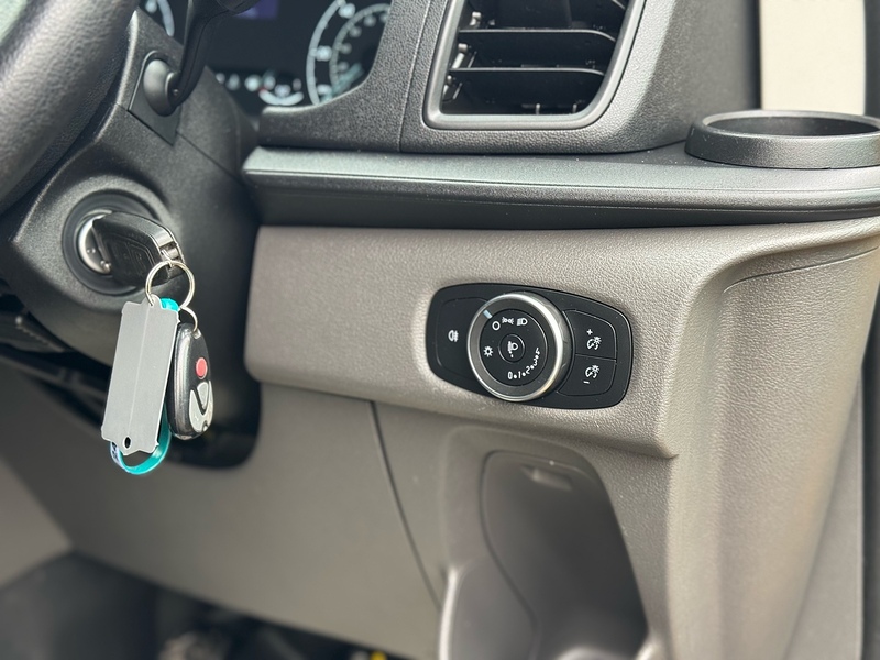 Ford Transit Custom 340 EcoBlue Leader - U2025