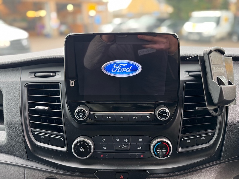 Ford Transit Custom 340 EcoBlue Leader - U2025