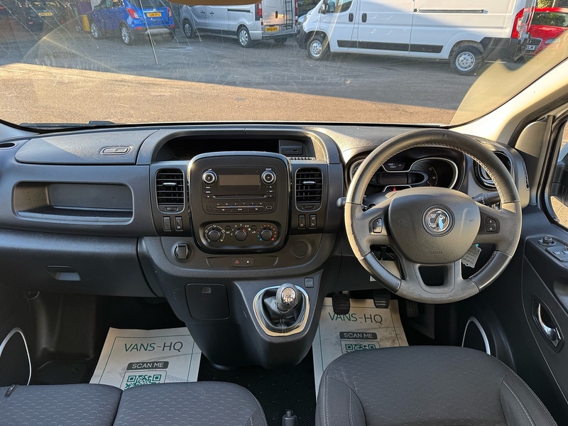 Vauxhall Vivaro CDTi 2900 BiTurbo Sportive - U2032