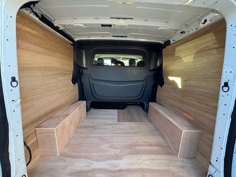 Vauxhall Vivaro CDTi 2900 BiTurbo Sportive - U2032