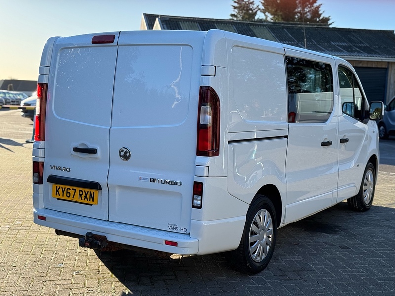 Vauxhall Vivaro CDTi 2900 BiTurbo Sportive - U2032