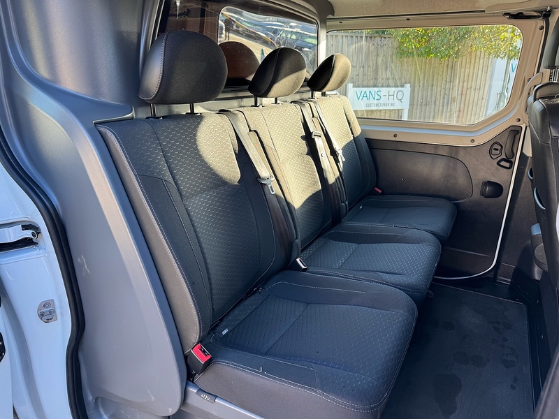 Vauxhall Vivaro CDTi 2900 BiTurbo Sportive - U2032