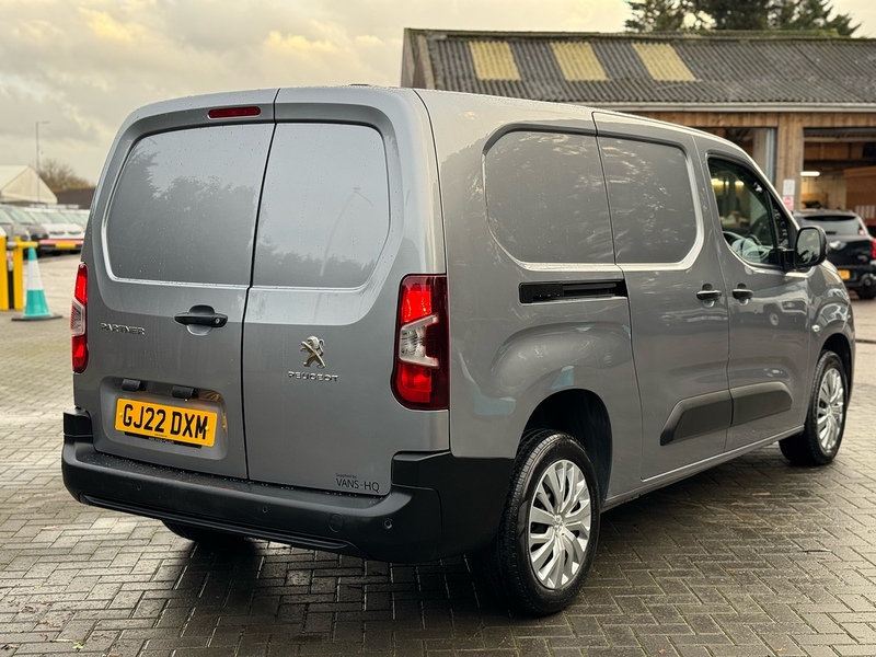 Peugeot Partner BlueHDi 950 Professional Premium - U2034