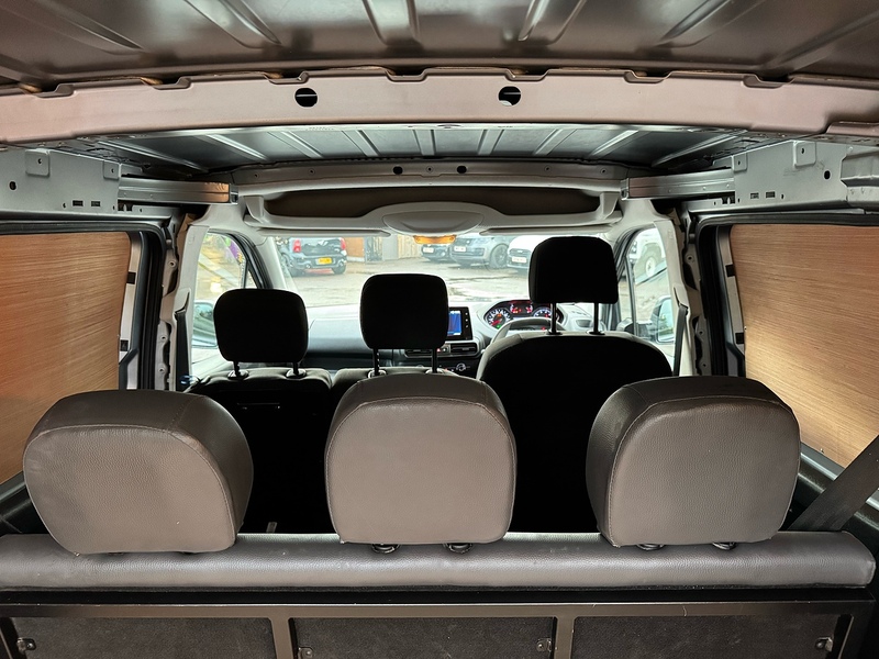 Peugeot Partner BlueHDi 950 Professional Premium - U2034