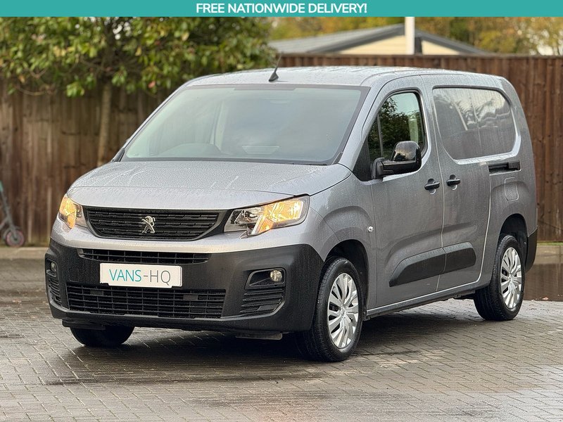 Peugeot Partner BlueHDi 950 Professional Premium - U2034