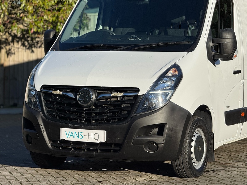 Vauxhall Movano CDTi 3500 BiTurbo Edition - U2038