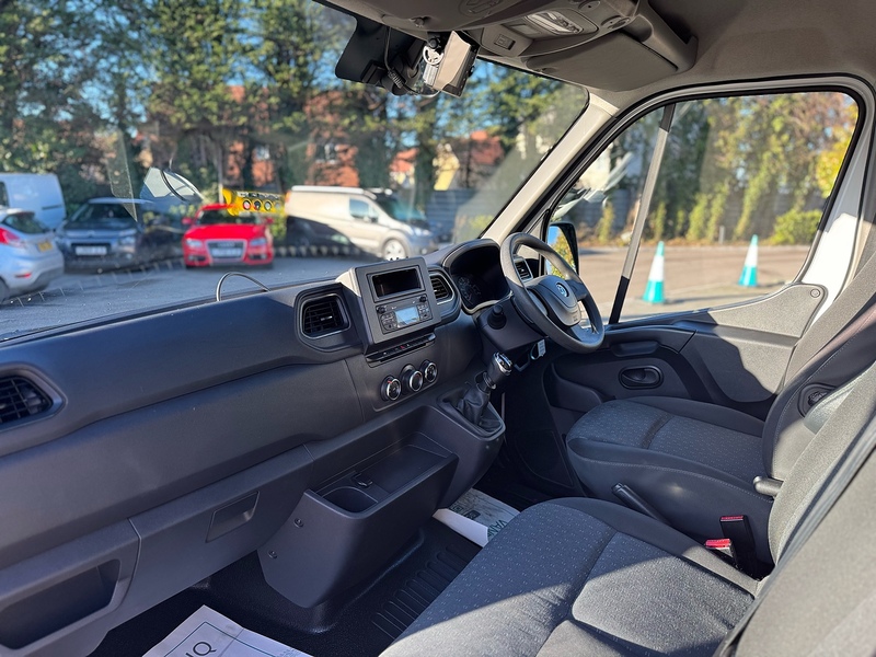 Vauxhall Movano CDTi 3500 BiTurbo Edition - U2038