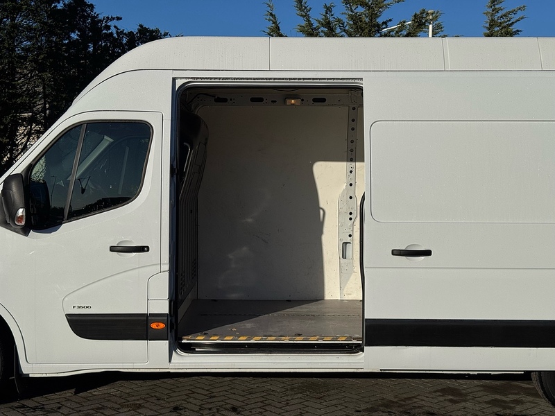 Vauxhall Movano CDTi 3500 BiTurbo Edition - U2038