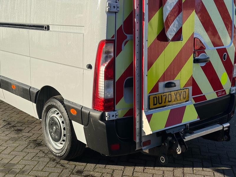 Vauxhall Movano CDTi 3500 BiTurbo Edition - U2038