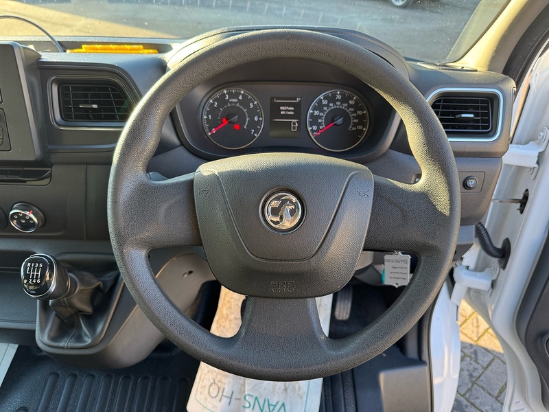 Vauxhall Movano CDTi 3500 BiTurbo Edition - U2038