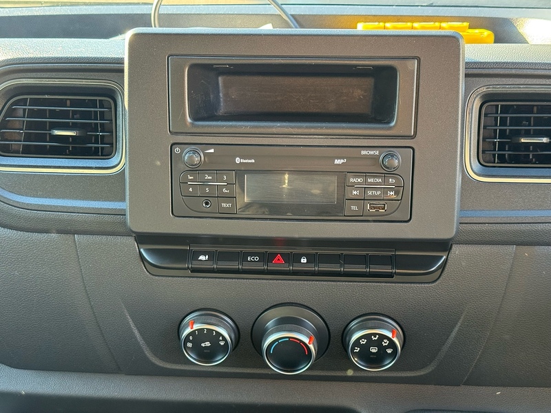 Vauxhall Movano CDTi 3500 BiTurbo Edition - U2038