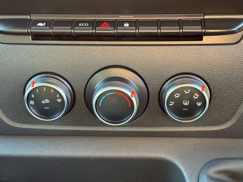 Vauxhall Movano CDTi 3500 BiTurbo Edition - U2038