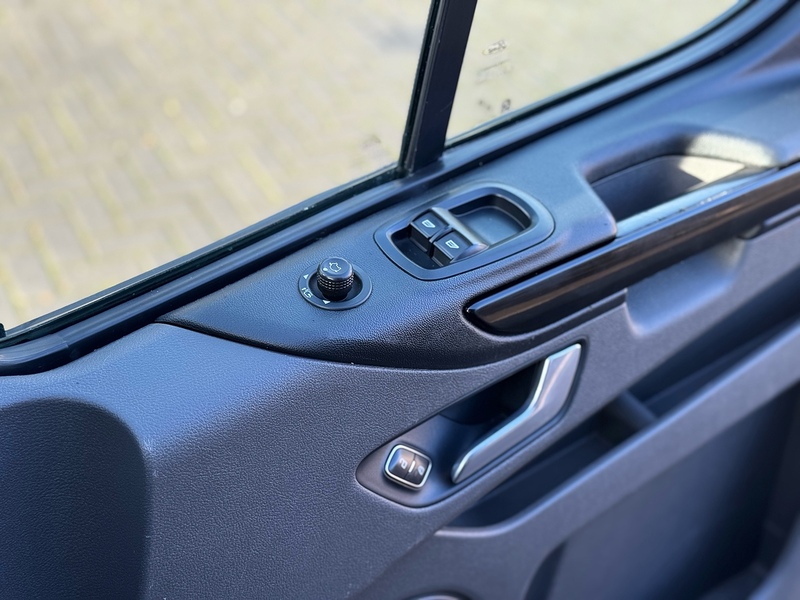 Ford Transit Custom 280 EcoBlue Limited - U2056