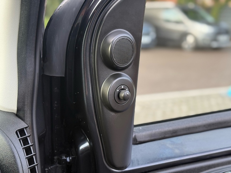 Fiat Fiorino MultiJetII Sportivo - U2062