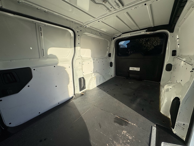 Vauxhall Vivaro Turbo D 3100 Sportive - U2063