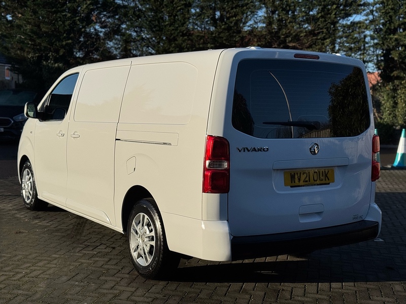 Vauxhall Vivaro Turbo D 3100 Sportive - U2063