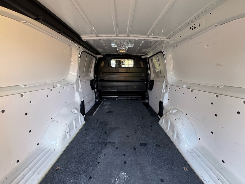 Vauxhall Vivaro Turbo D 3100 Sportive - U2063