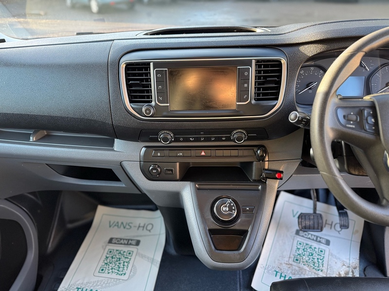 Vauxhall Vivaro Turbo D 3100 Sportive - U2063