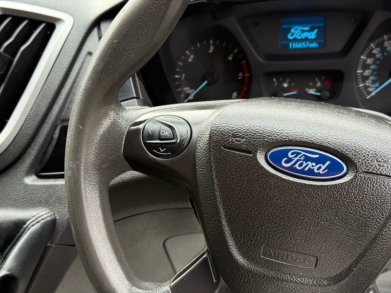 Ford Transit TDCi 350 - U2074