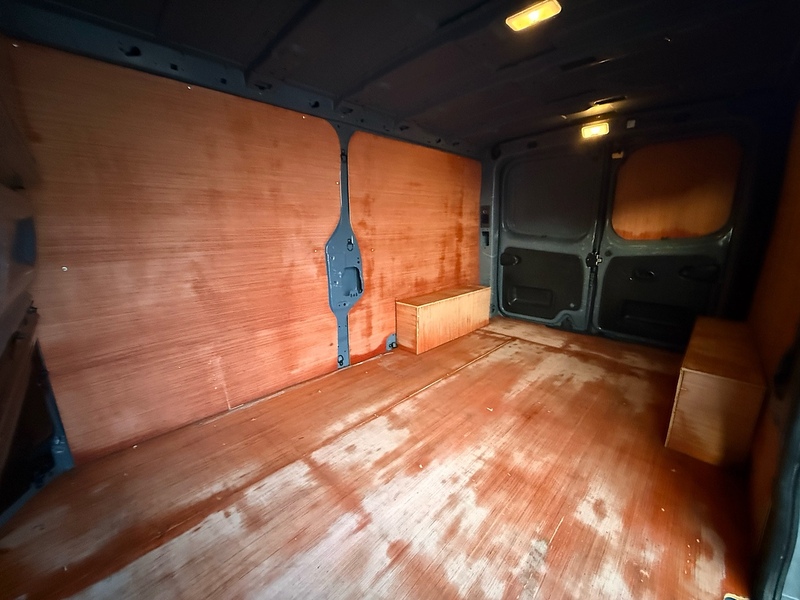 Renault Trafic dCi Blue LL30 Sport - U2081