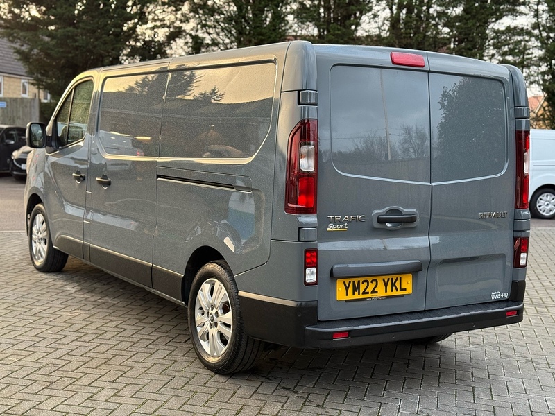 Renault Trafic dCi Blue LL30 Sport - U2081