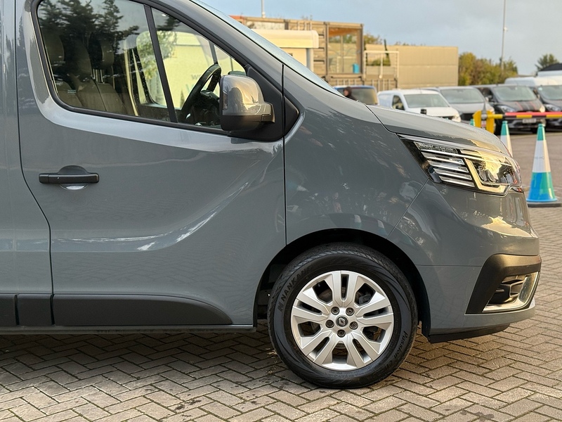 Renault Trafic dCi Blue LL30 Sport - U2081