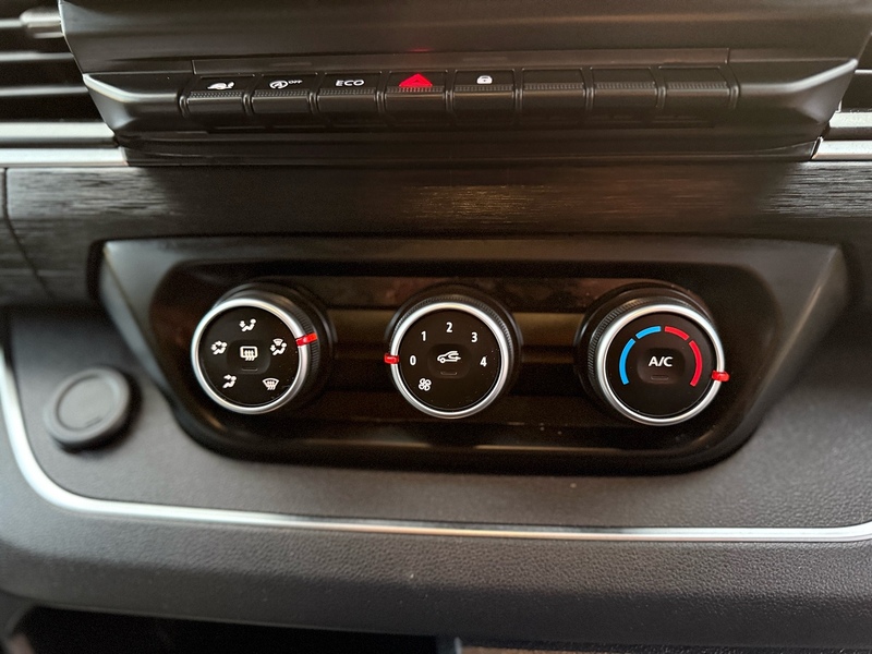 Renault Trafic dCi Blue LL30 Sport - U2081