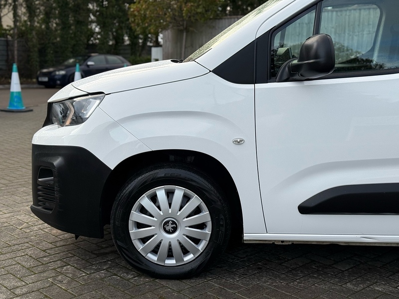 Peugeot Partner BlueHDi 950 Professional - U2087