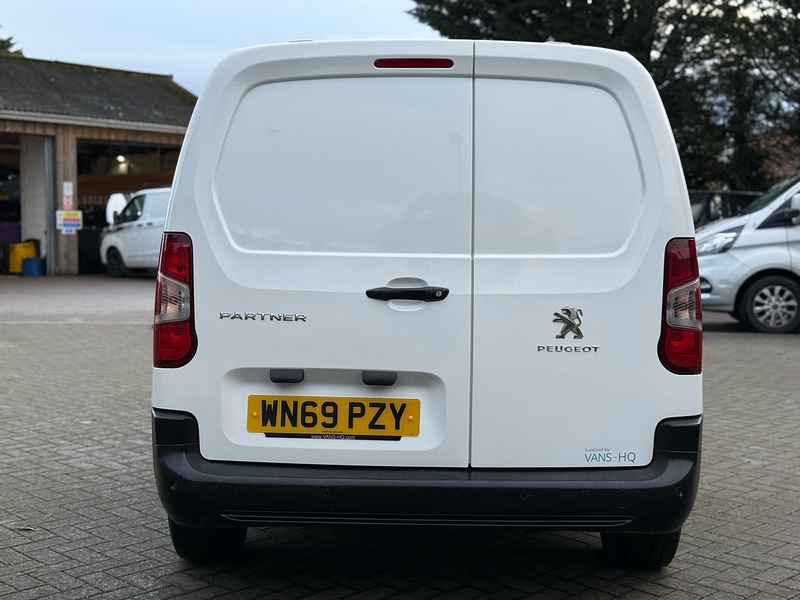 Peugeot Partner BlueHDi 950 Professional - U2087