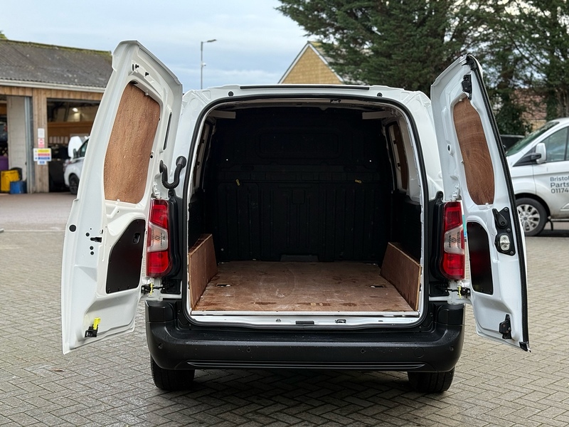 Peugeot Partner BlueHDi 950 Professional - U2087