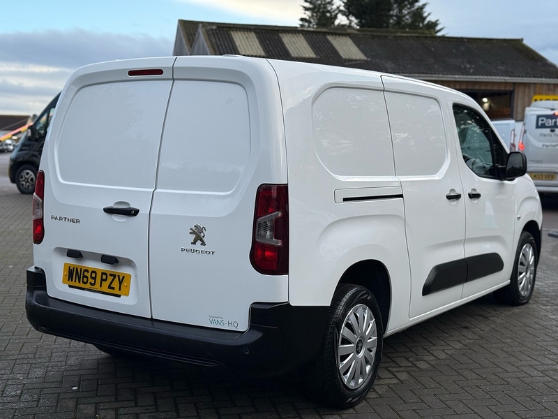 Peugeot Partner BlueHDi 950 Professional - U2087