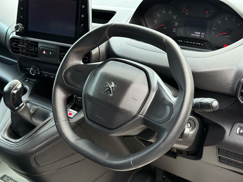 Peugeot Partner BlueHDi 950 Professional - U2087