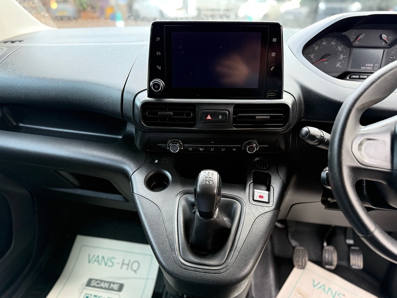 Peugeot Partner BlueHDi 950 Professional - U2087