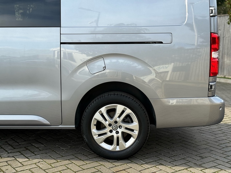 Vauxhall Vivaro Turbo D 3100 Elite - U2097