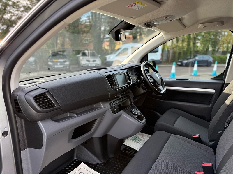 Vauxhall Vivaro Turbo D 3100 Elite - U2097