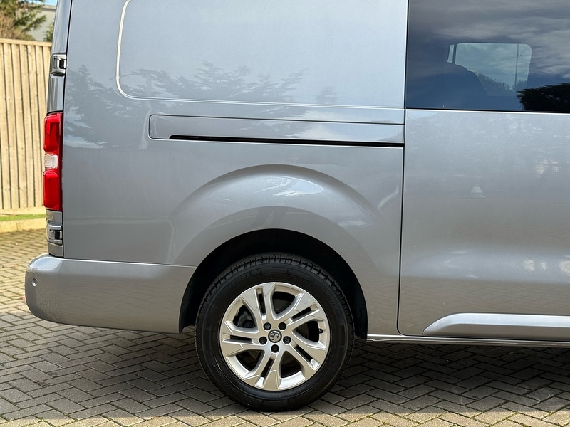 Vauxhall Vivaro Turbo D 3100 Elite - U2097