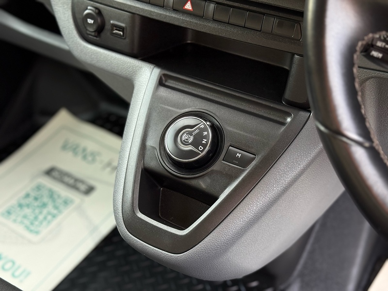 Vauxhall Vivaro Turbo D 3100 Elite - U2097