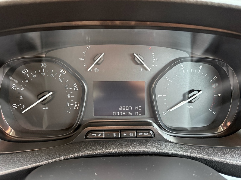 Vauxhall Vivaro Turbo D 3100 Elite - U2097