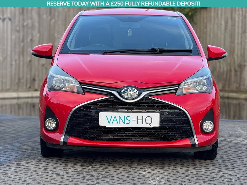 Toyota Yaris VVT-h Design - U2099