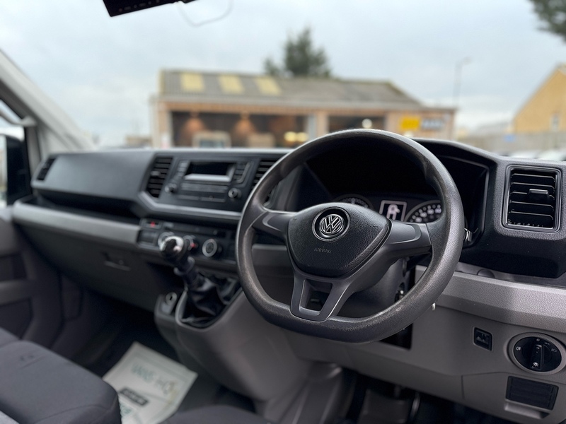 Volkswagen Crafter TDI CR35 - U2100