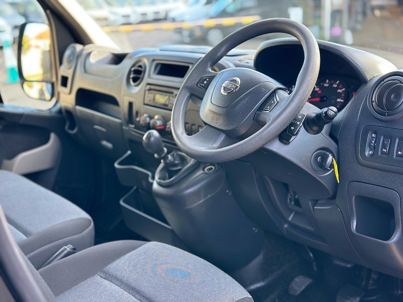 Nissan NV400 dCi 35 SE - U2101