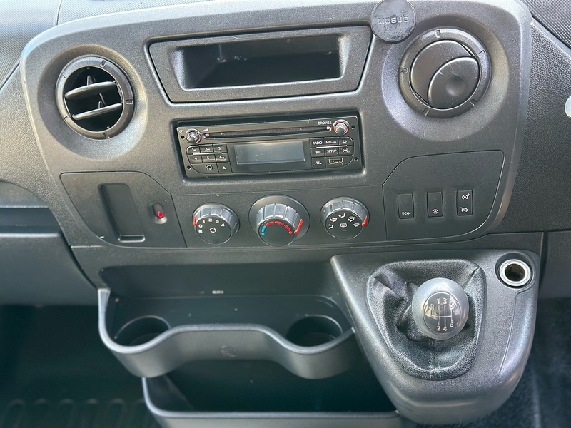 Nissan NV400 dCi 35 SE - U2101