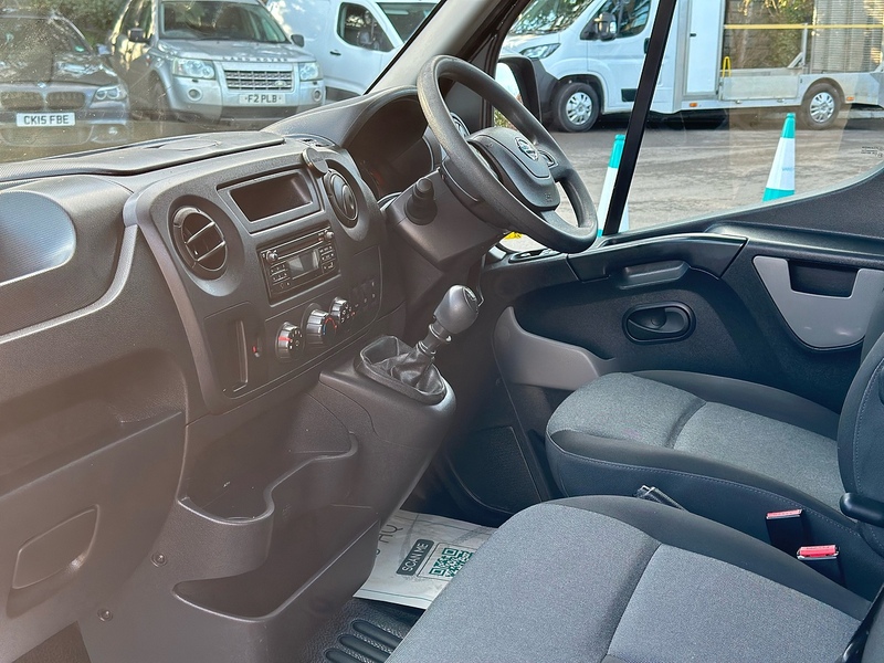 Nissan NV400 dCi 35 SE - U2101