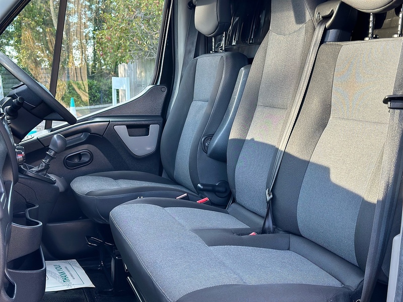 Nissan NV400 dCi 35 SE - U2101