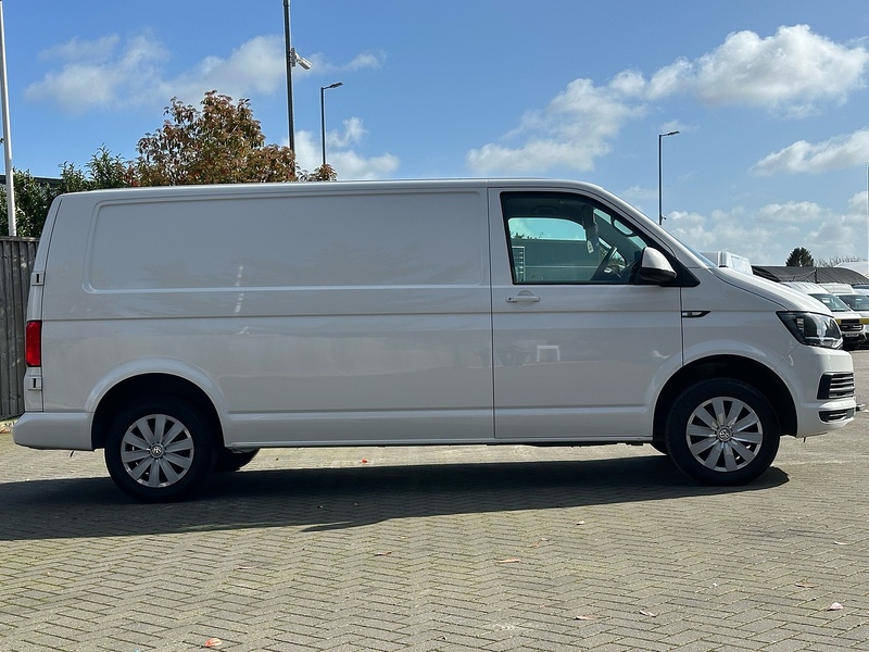 Volkswagen Transporter TDI T28 Trendline - U2102