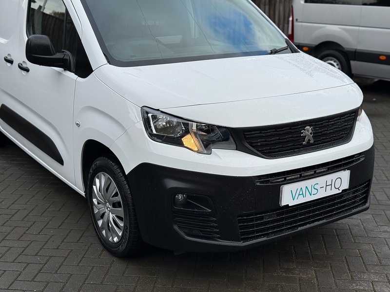 Peugeot Partner BlueHDi 950 Professional - U2104