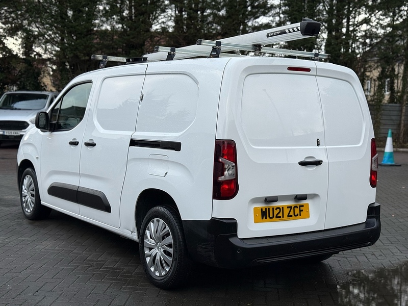 Peugeot Partner BlueHDi 950 Professional - U2104