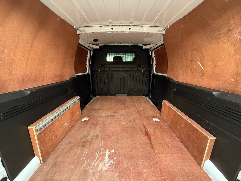 Peugeot Partner BlueHDi 950 Professional - U2104