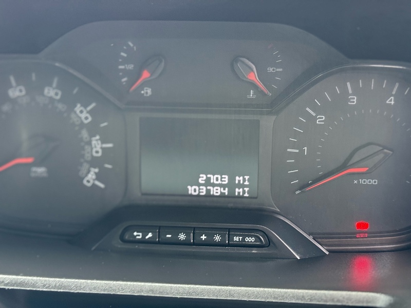 Peugeot Partner BlueHDi 950 Professional - U2104