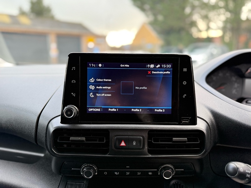 Peugeot Partner BlueHDi 950 Professional - U2104